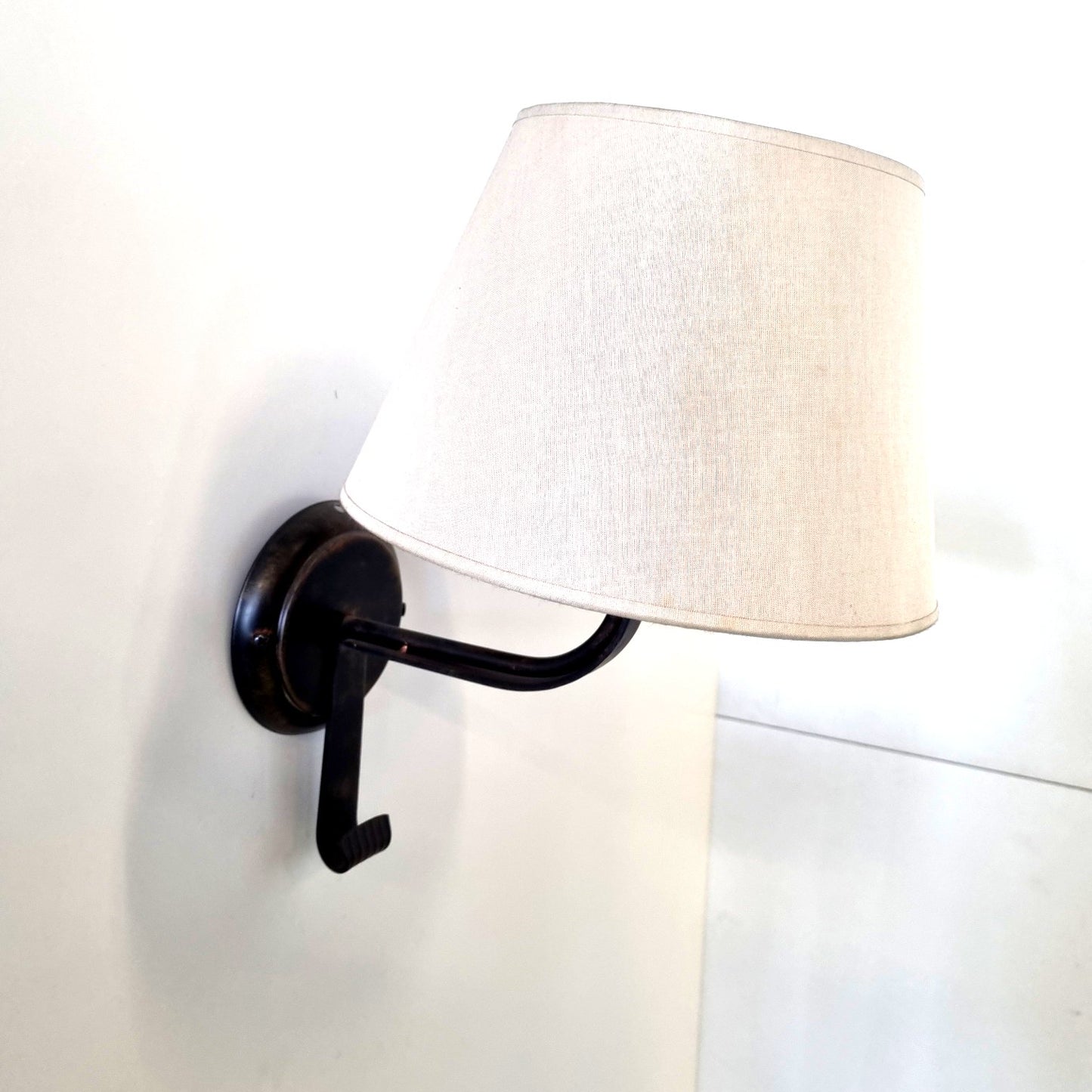 8113 Applique in ferro battuto a 1 luce