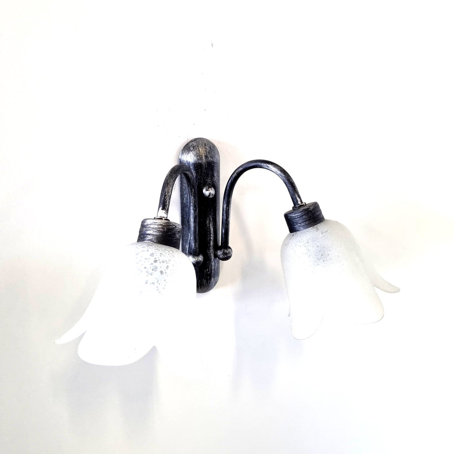 8131 Applique in ferro battuto a 2 luci