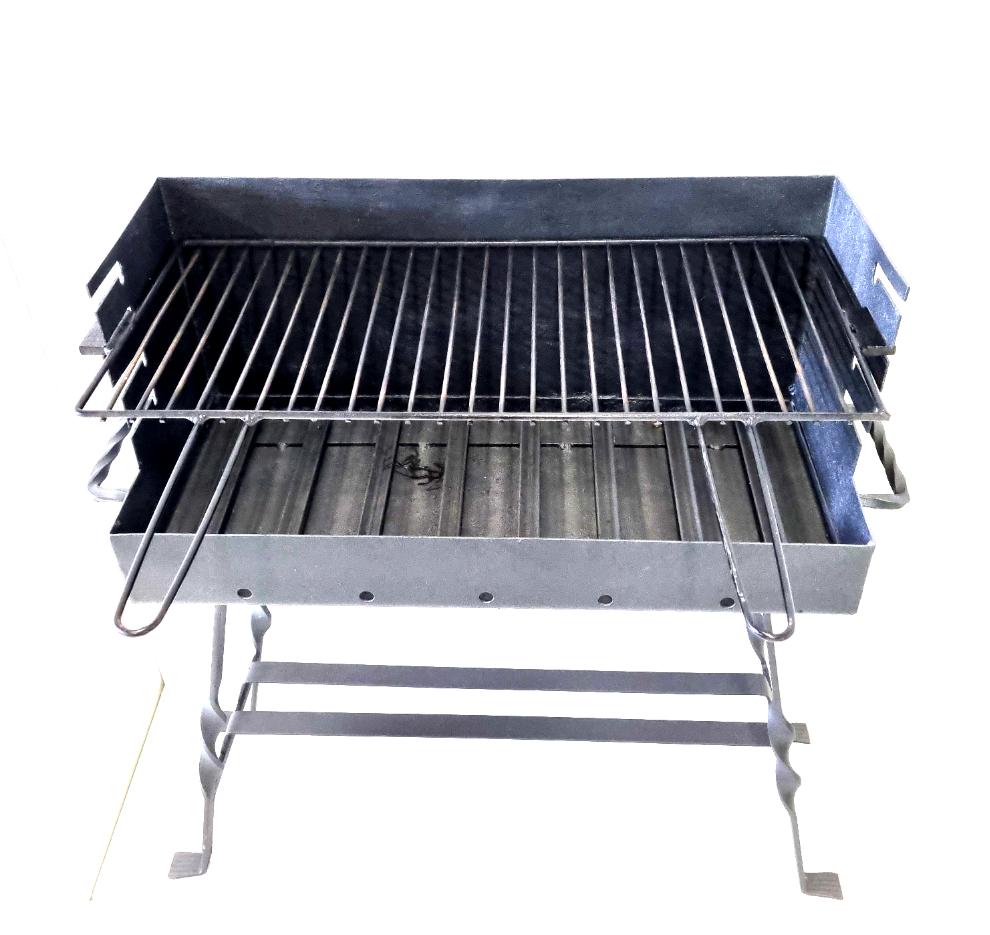 6304 Barbecue in ferro - Barbecue a legna e a carbone