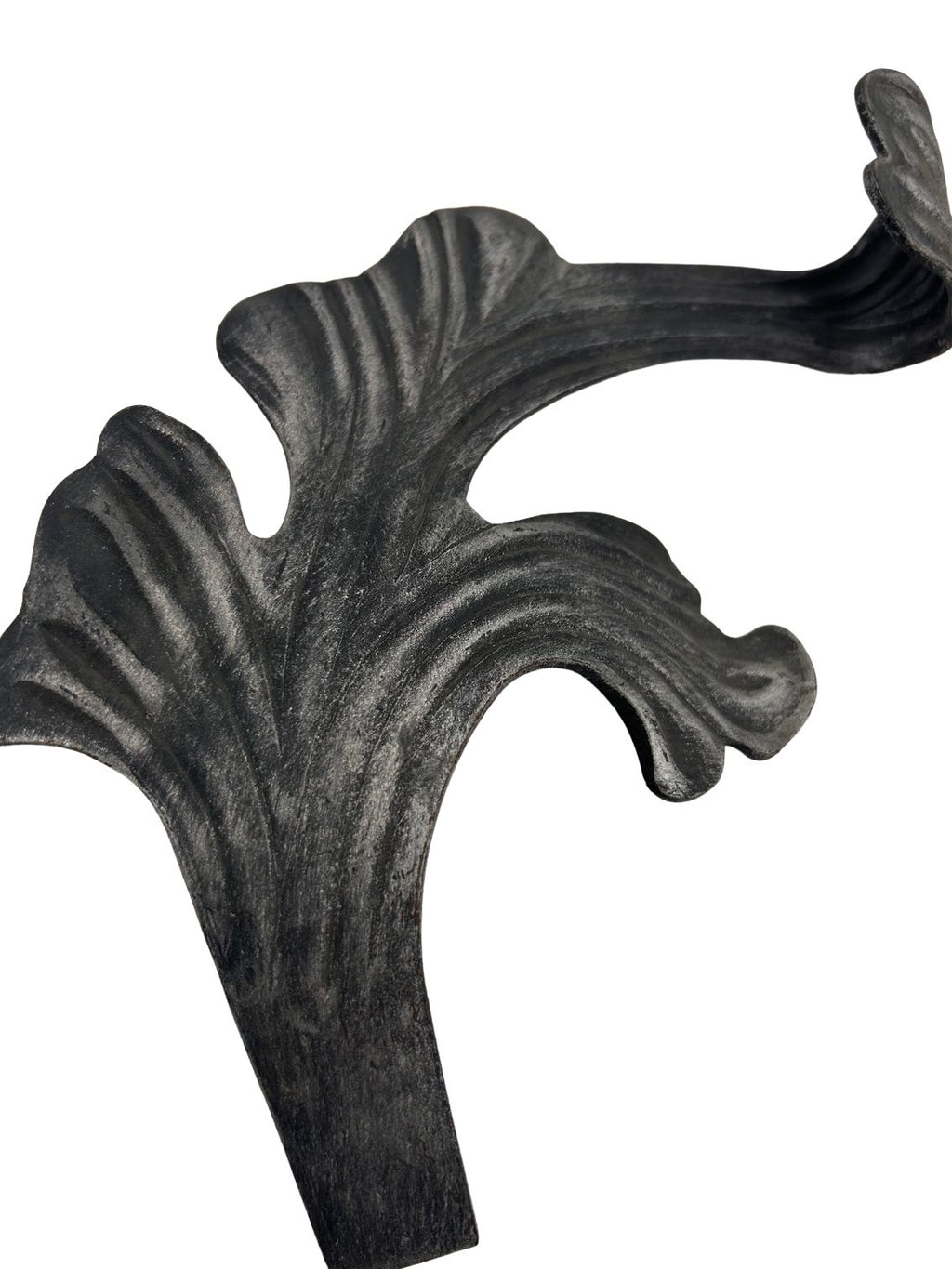 4273 SX - Foglia in ferro sinistra ornamentale