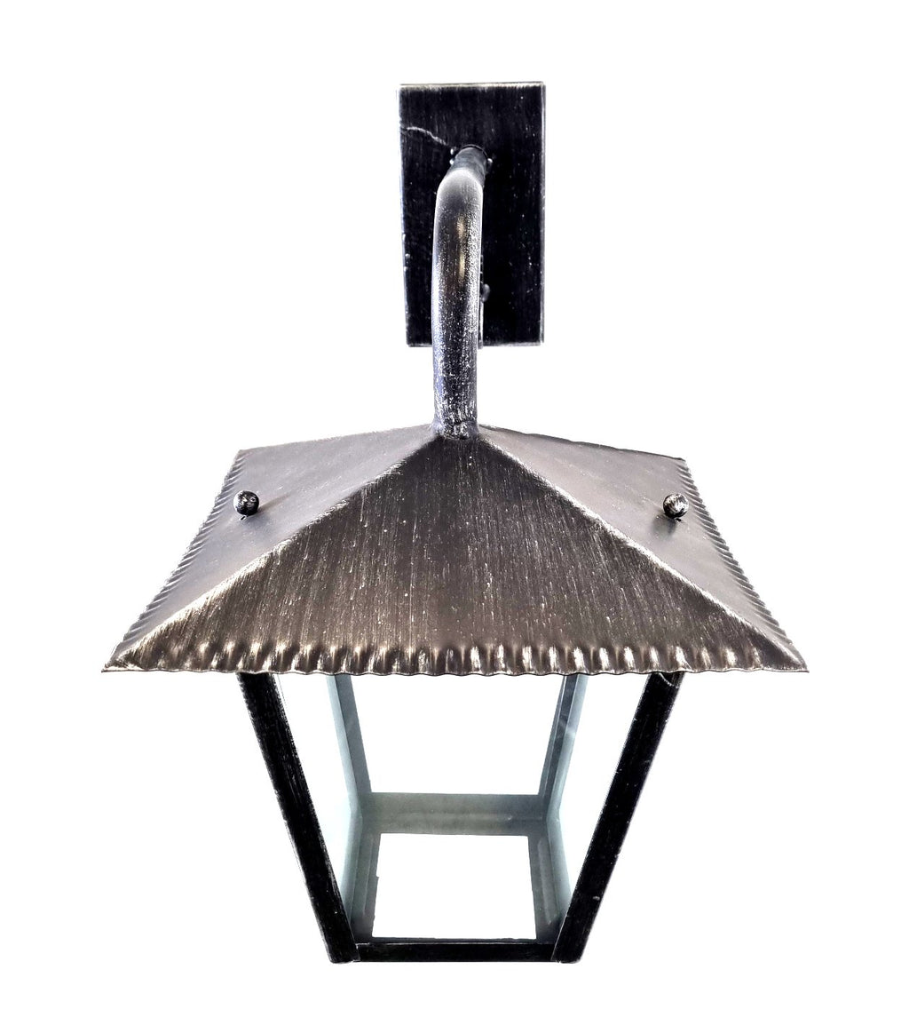 8536 Lanterna da parete in ferro battuto - Lanterna con braccio