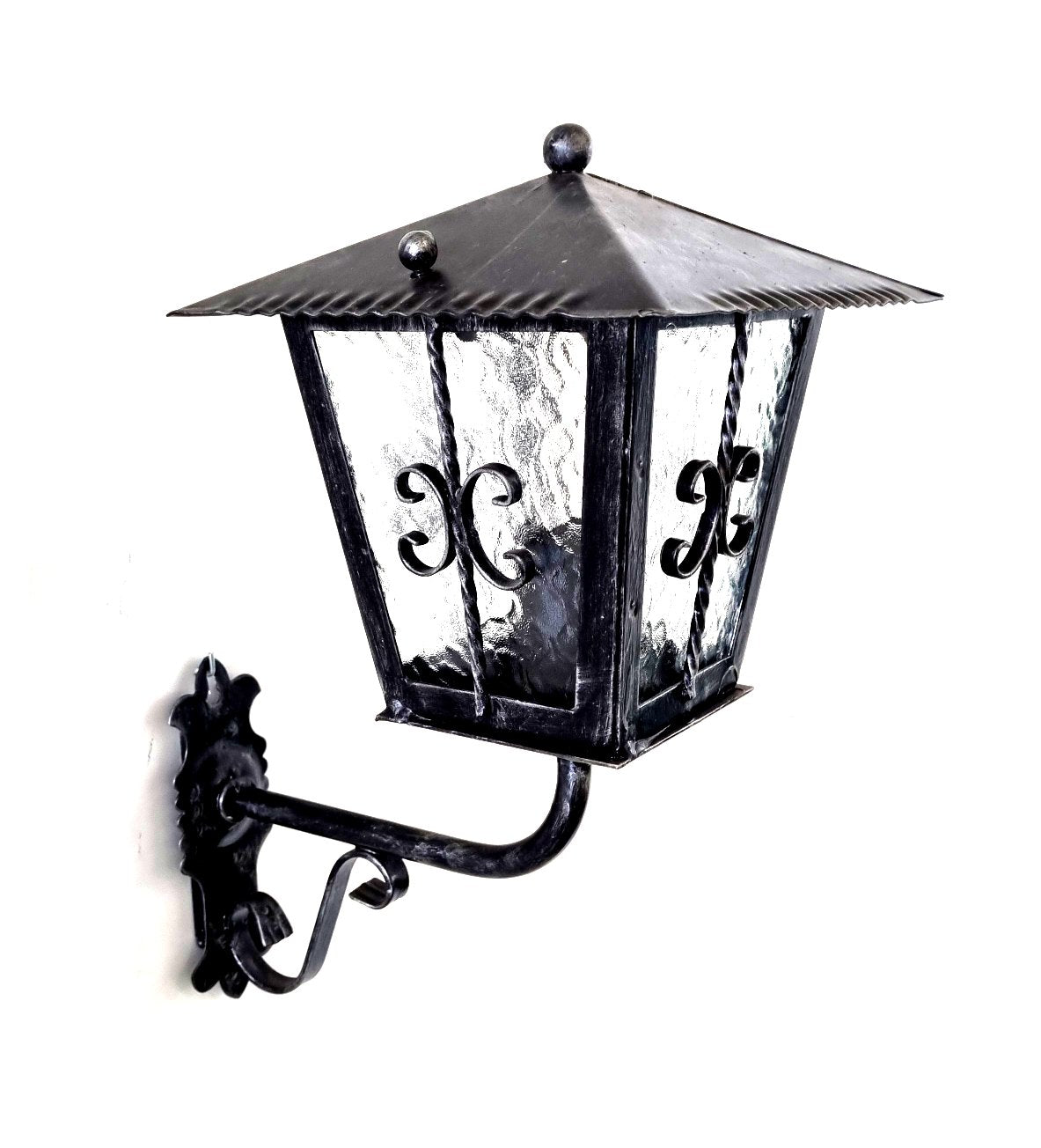 8587 Lanterna da parete in ferro battuto - Lanterna con braccio