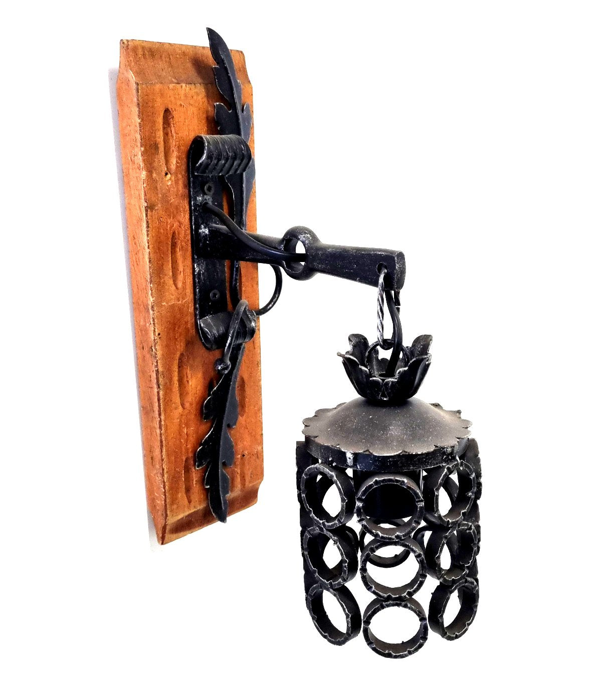 8032 Applique in ferro battuto a 1 luce