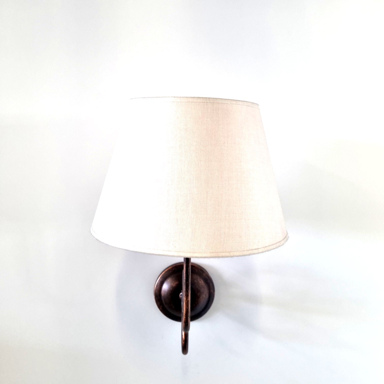 8111 Applique in ferro battuto a 1 luce