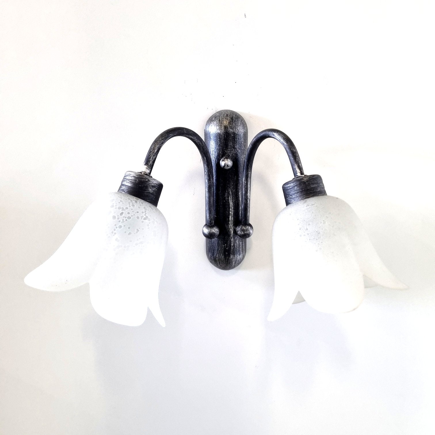 8131 Applique in ferro battuto a 2 luci