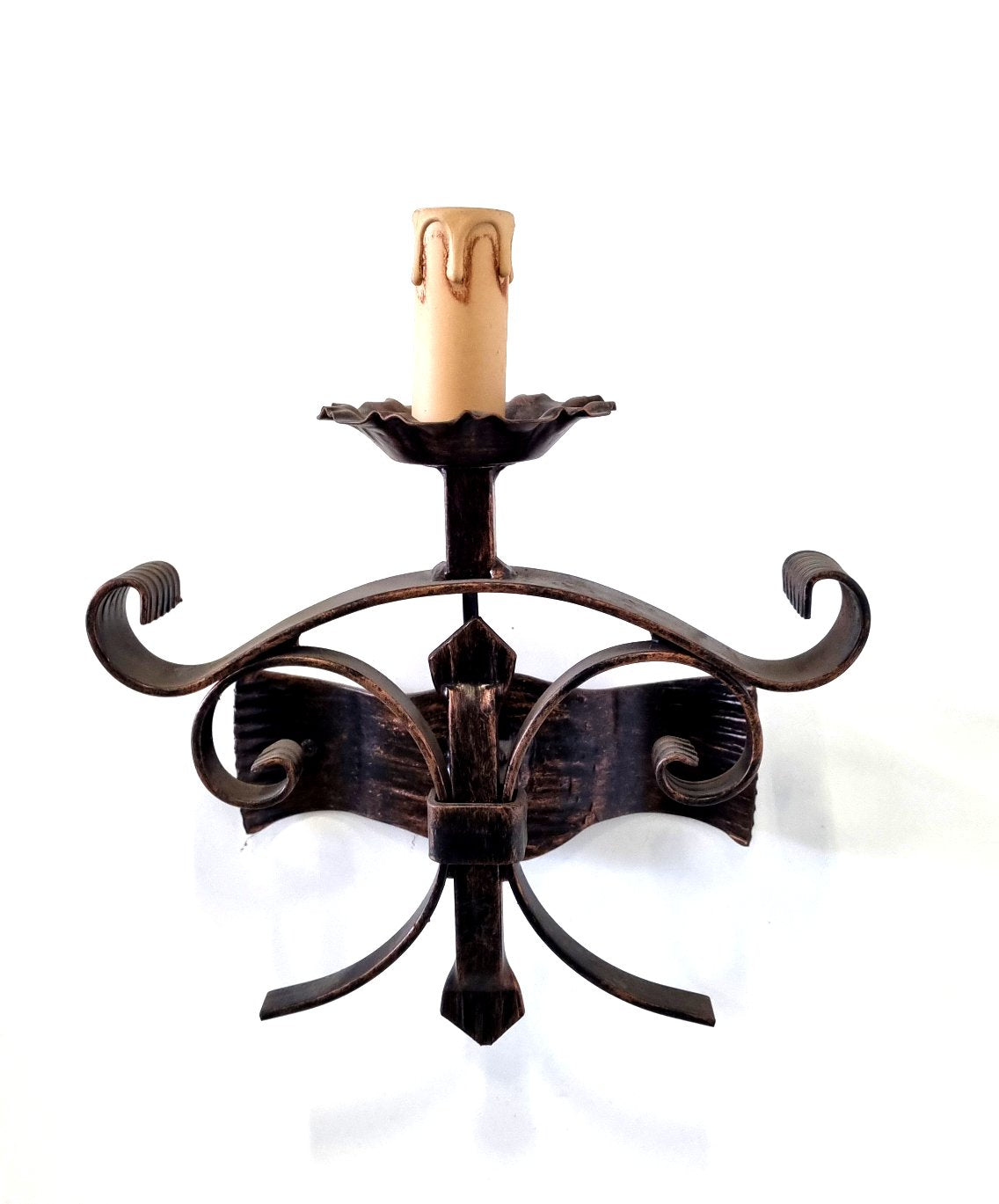 8214 Applique in ferro battuto a 1 luce