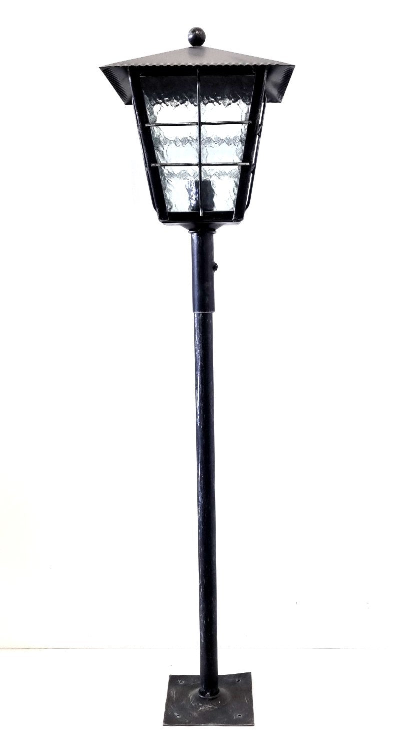 8563 Lanterna a palo in ferro battuto - Lanterna da terra