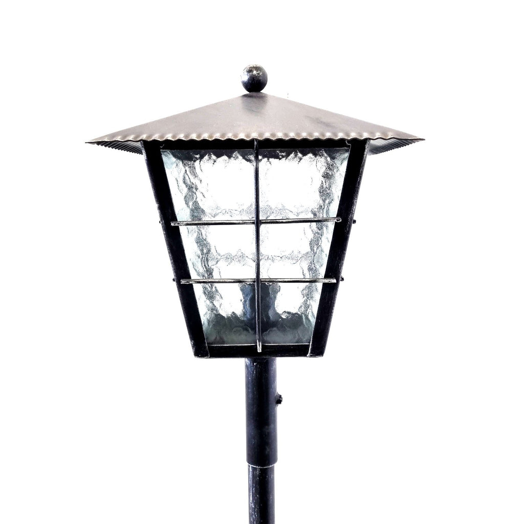 8563 Lanterna a palo in ferro battuto - Lanterna da terra
