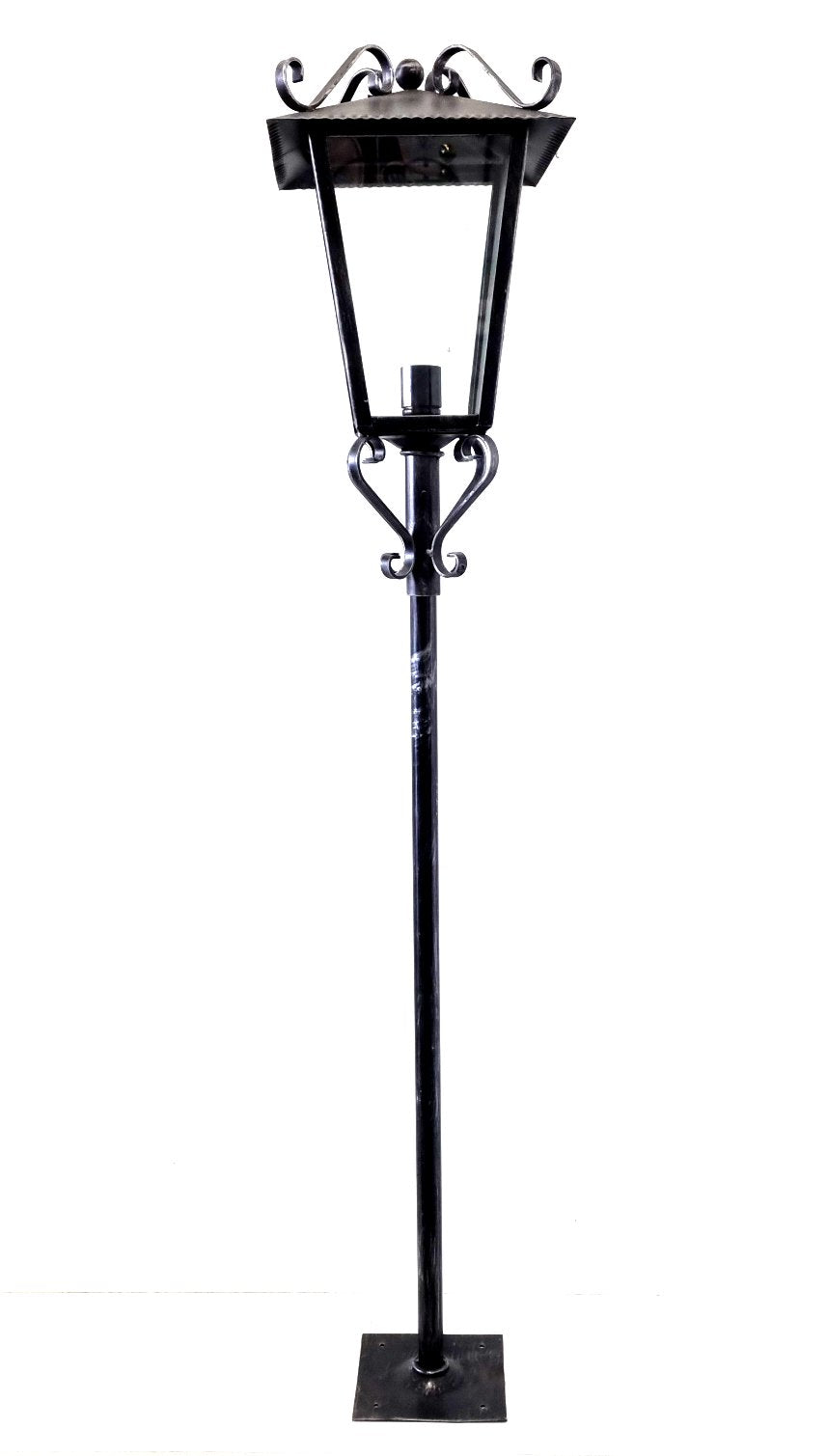 8584 Lanterna a palo in ferro battuto - Lanterna da terra