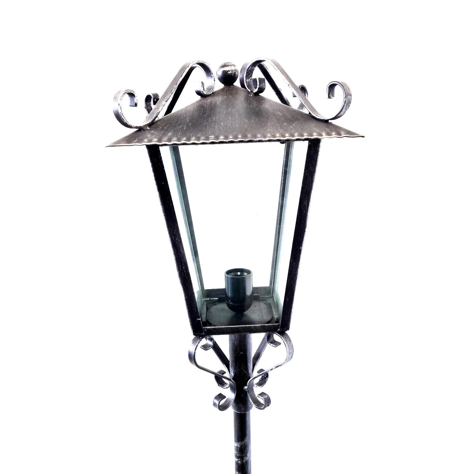 8584 Lanterna a palo in ferro battuto - Lanterna da terra