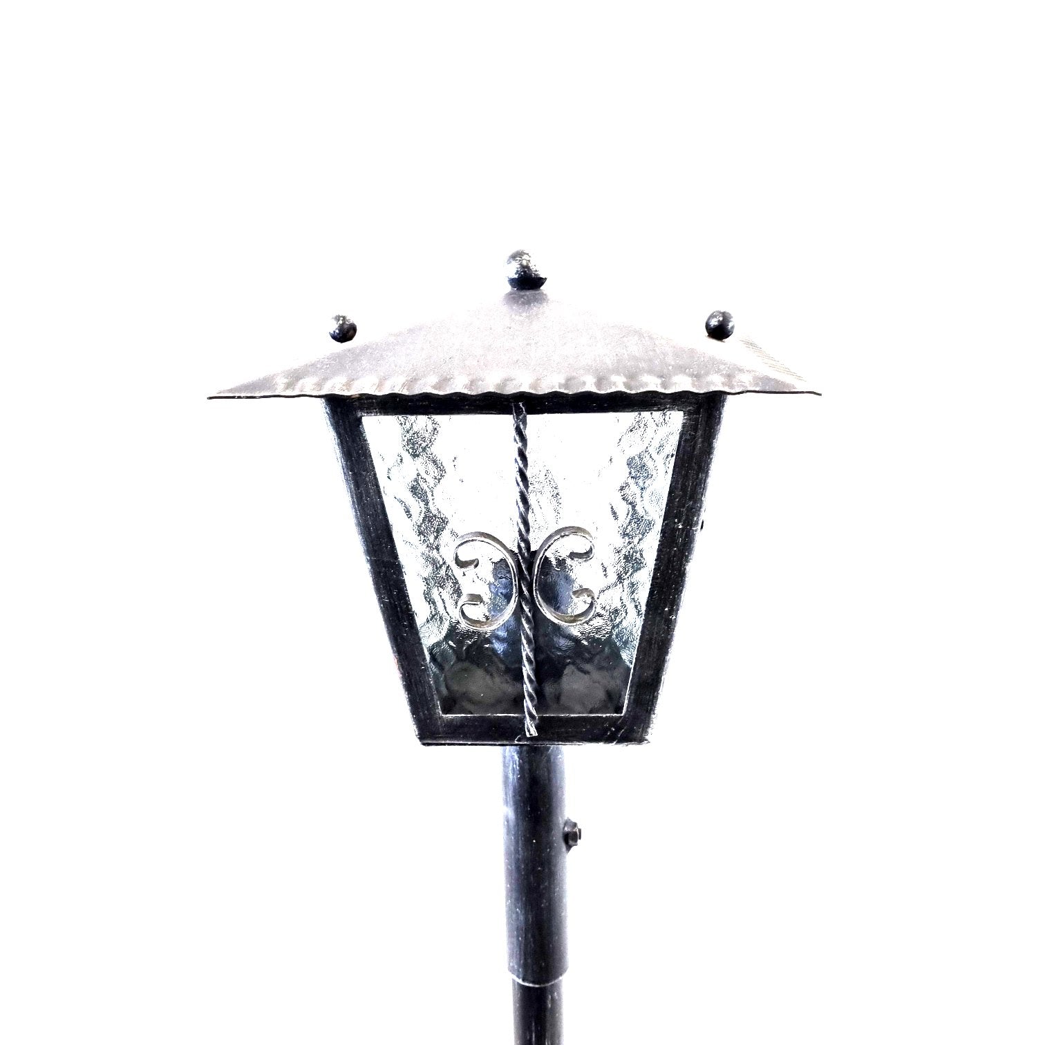 8593 Lanterna a palo in ferro battuto - Lanterna da terra