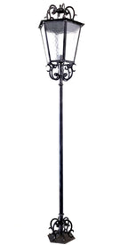 8650/Castello - Lanterna a palo in ferro battuto - Lanterna da terra