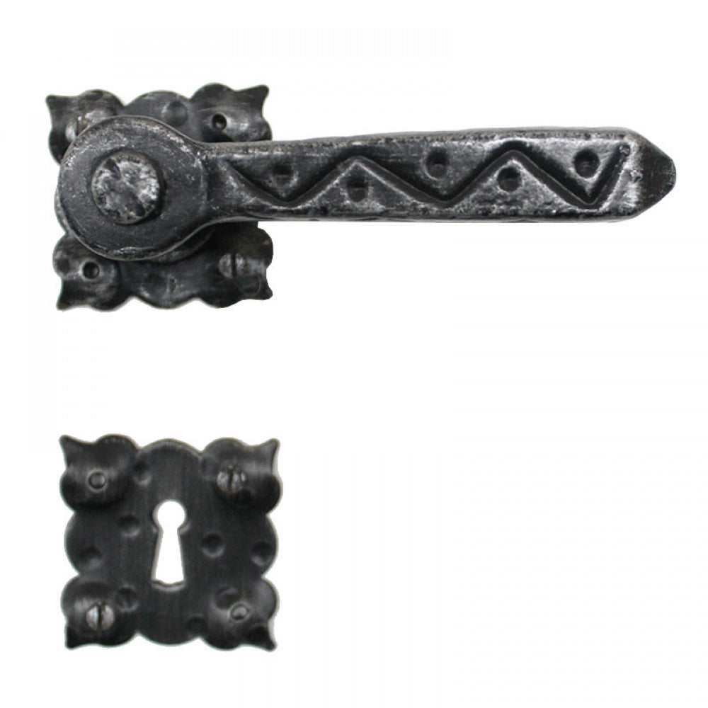 2006 Maniglia in Ferro Battuto per Porte su Rosetta.