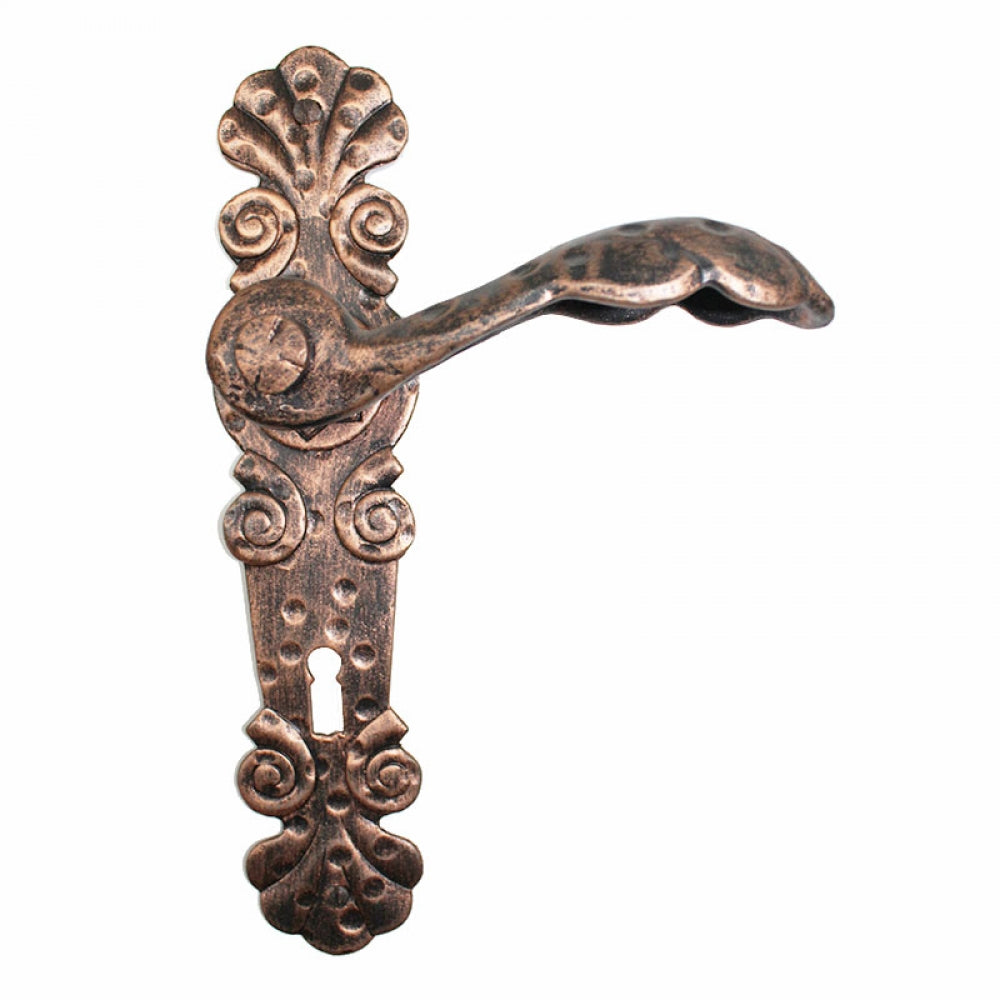 2031 Maniglia in Ferro Battuto per Porte su Placca.
