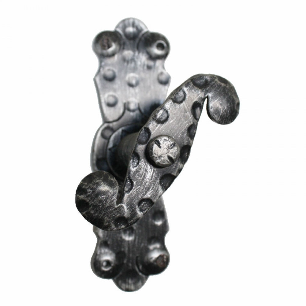 2105 Maniglia in Ferro Battuto per Finestra.