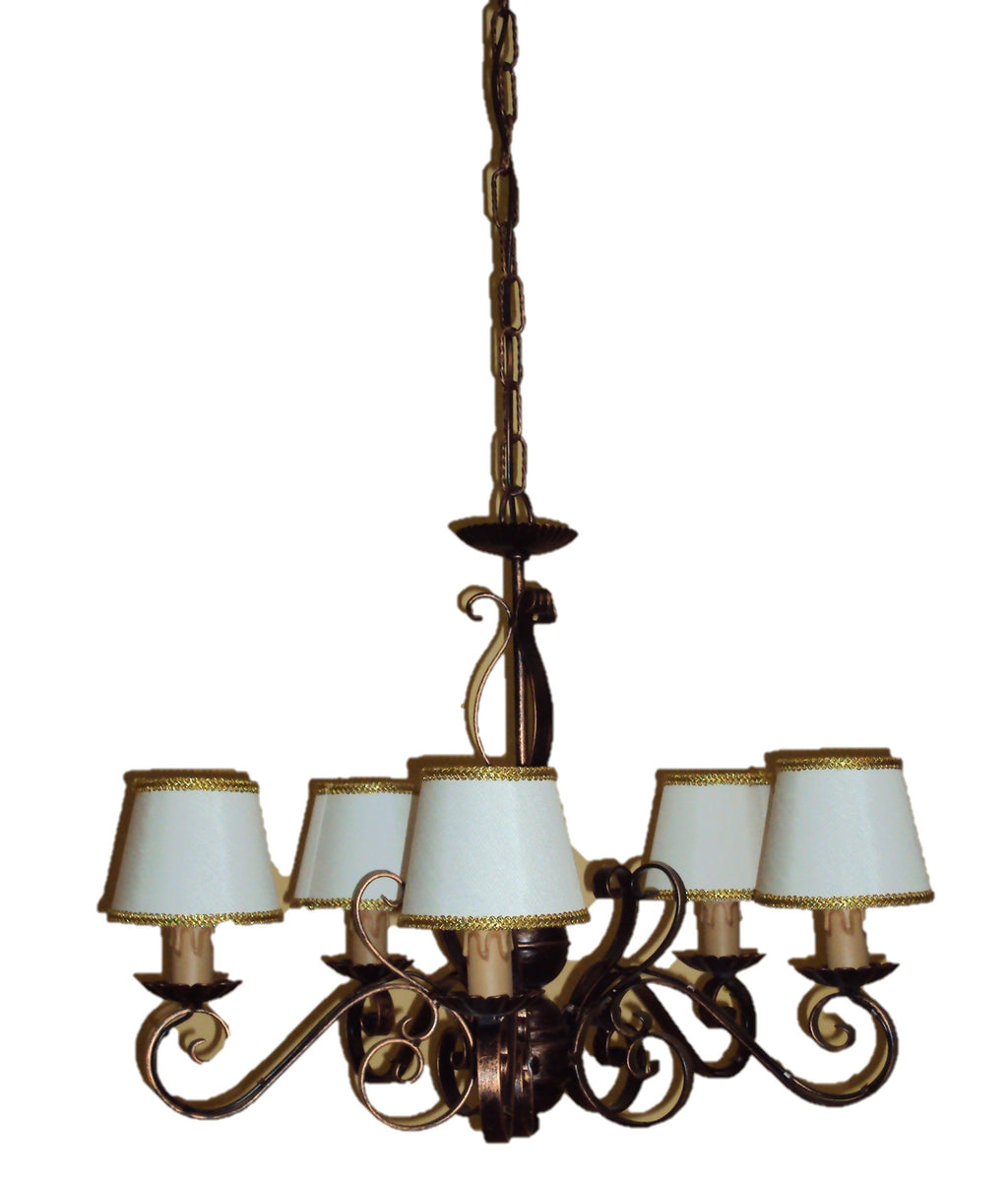 8101 Lampadario in ferro battuto a 5 luci