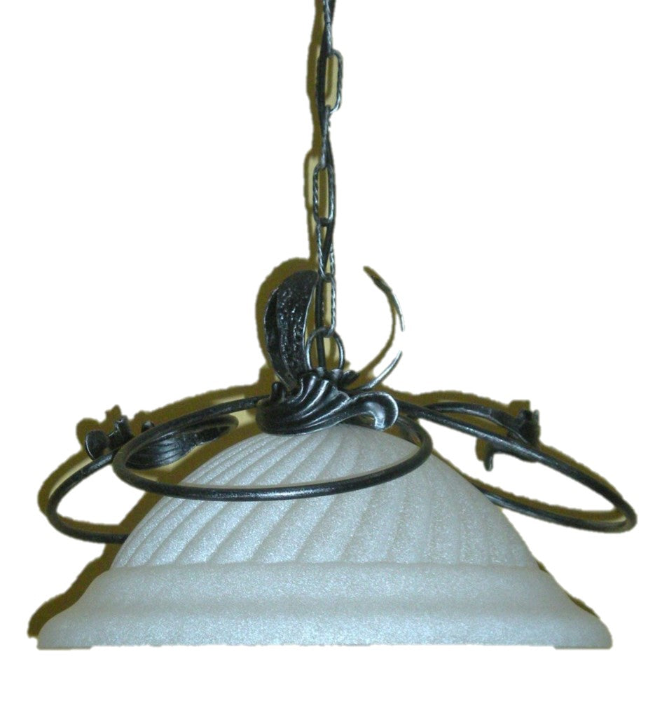 8203 Lampadario in ferro battuto a 1 luce